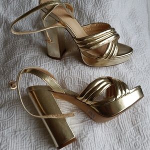 Hot! Gold  block strappy heels party ready NYE